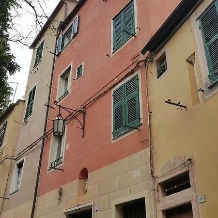 Centro Storico Via Guani Levanto